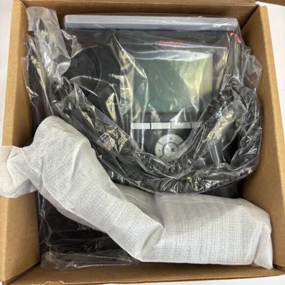 Avaya 9608 Global IP Deskphone OPEN BOX NEW with stand - Picture 4 of 4